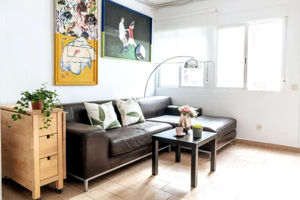 Ferienwohnung Flat For Groups 8 People In Gran Via-Cgrac4 Madrid Exterior foto