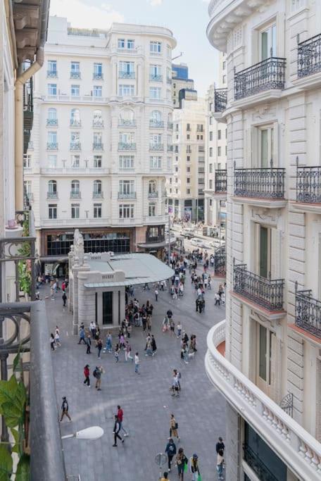Ferienwohnung Flat For Groups 8 People In Gran Via-Cgrac4 Madrid Exterior foto